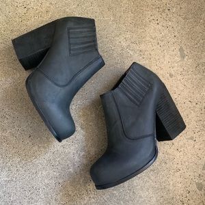Jeffrey Campbell Bootie